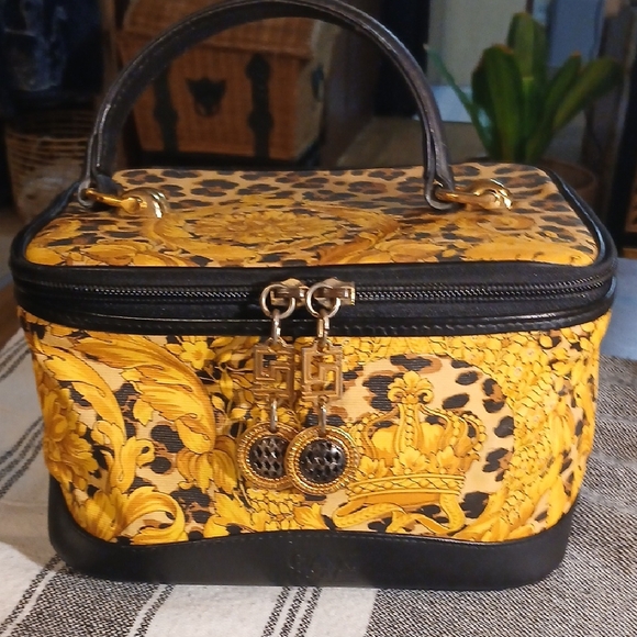 Authentic Gianni Versace Flower Leopard Vanity Hand Bag PVC Leathet - Picture 1 of 16